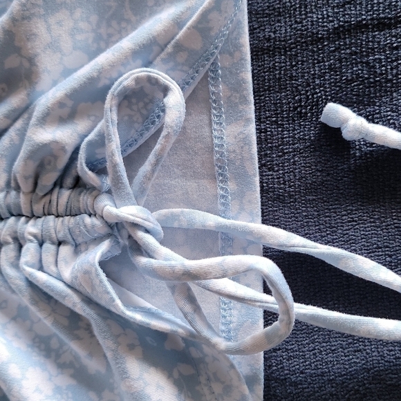 Crop top with puff sleeve - Picture 9 of 9